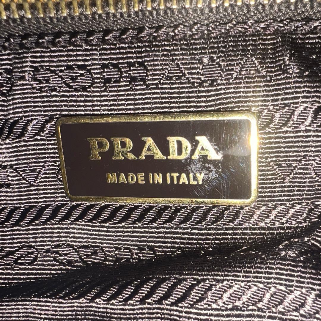 PRADA プラダ ヴィッテロダイノ レザー ワンショルダーバッグ ポーチ付き
