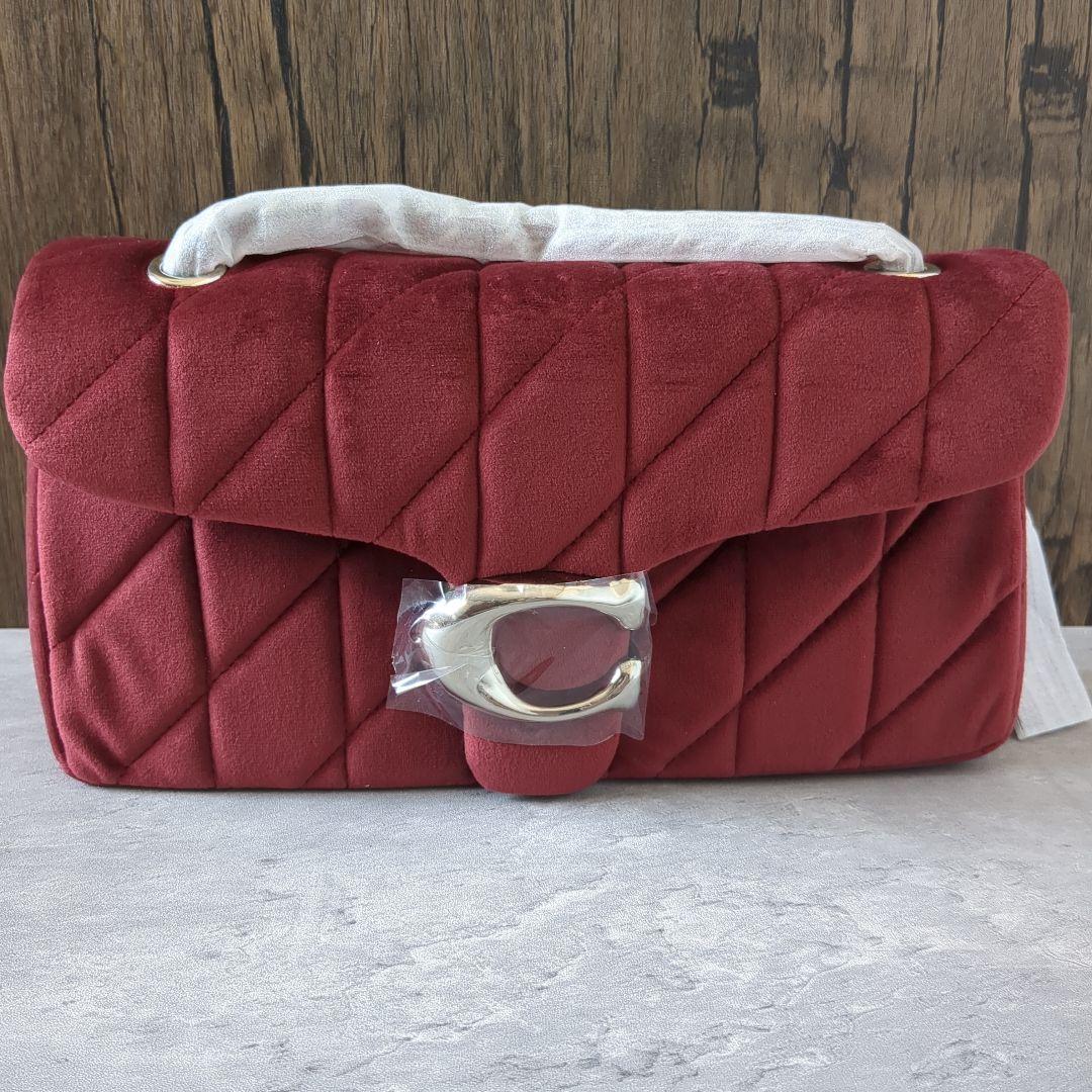 【新品】COACH　タビー ショルダー バッグ 26・キルティング