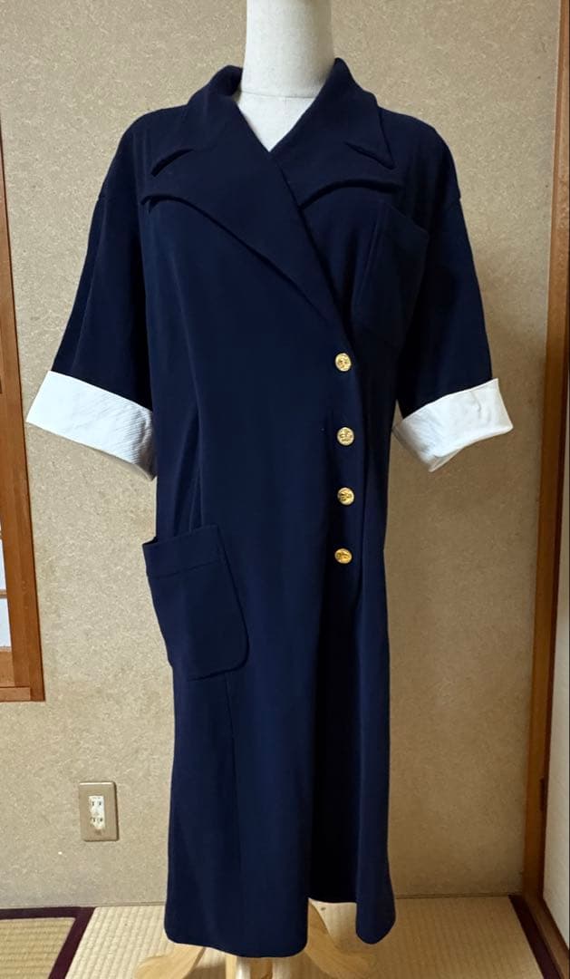 CHANEL ネイビー ホワイト袖 ワンピース ゴールドボタン