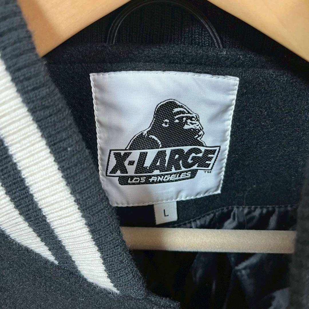 XLARGE スタジャン ブラック/ホワイト