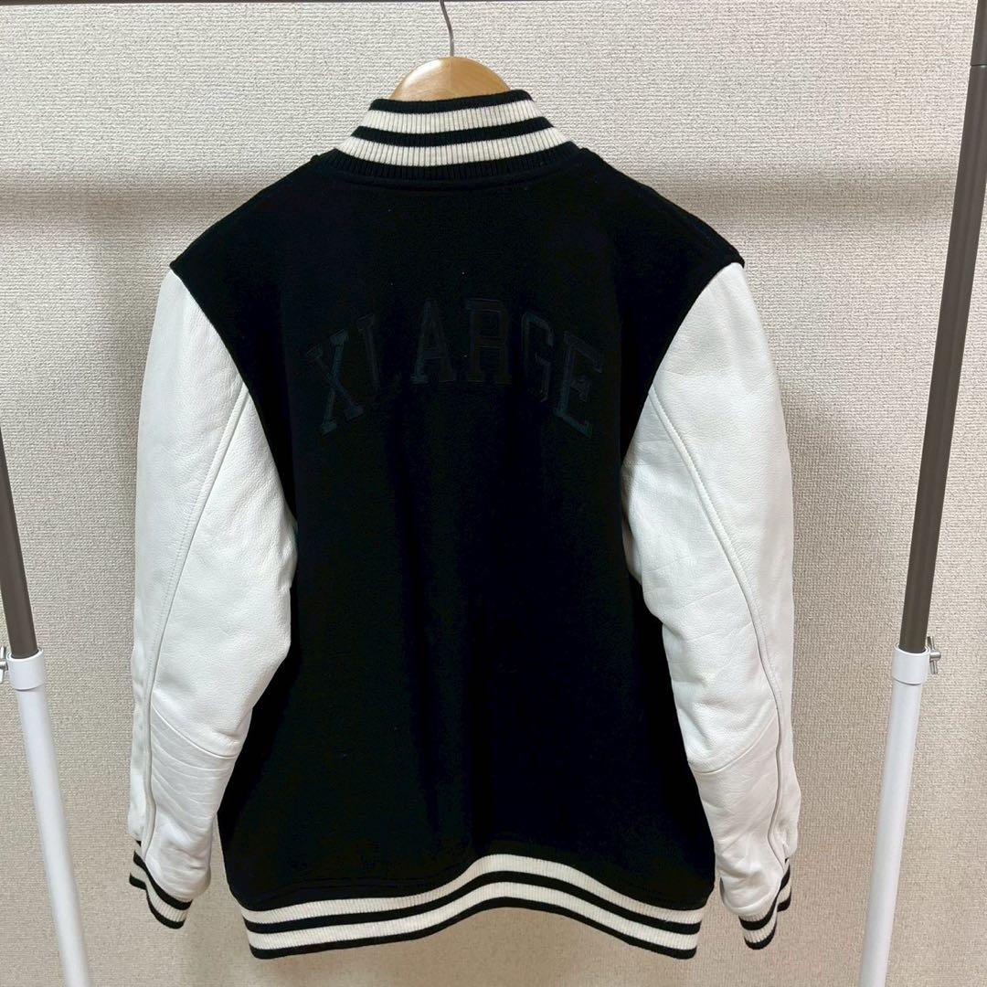 XLARGE スタジャン ブラック/ホワイト