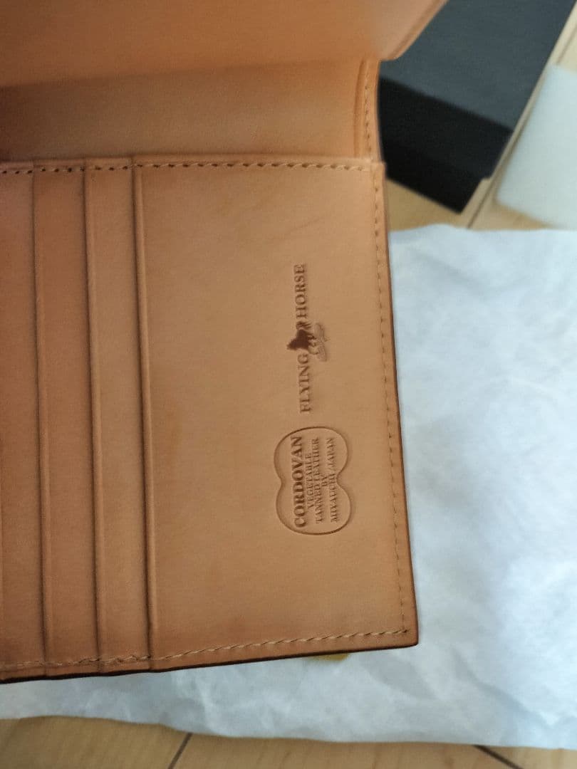 k*a様 FLYING HORSE コーディバンレザー 二つ折り財布