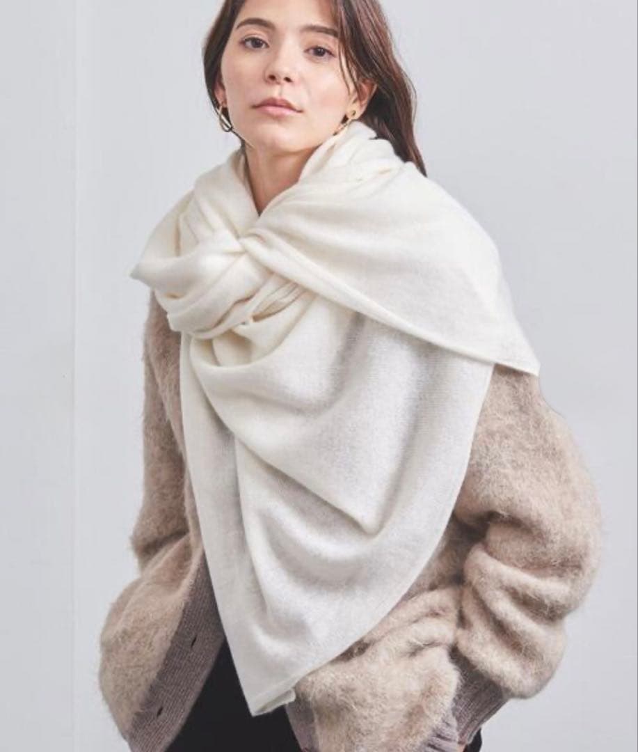 ⭐︎美品⭐︎カシミヤ100 UNITED ARROWS 大判ストール　オフホワイト