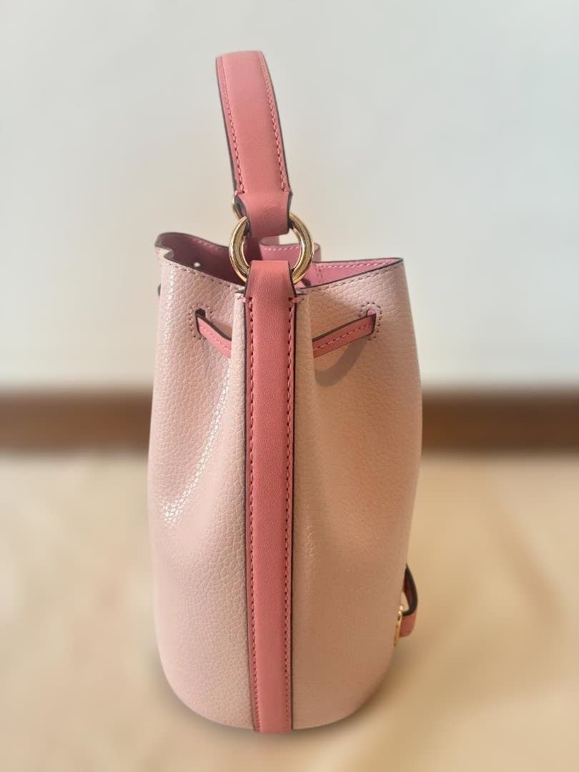 REED ベルテッド バケット ショルダー ミディアム マイケルコース