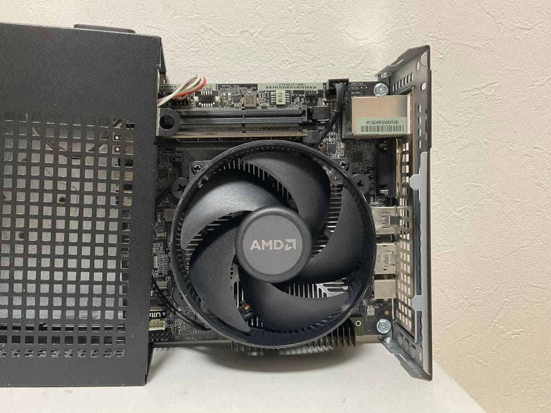 t*)様 iiyama deskmini ryzen am4 ミニPC　ゲーミン