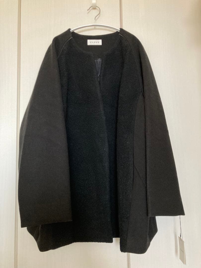 新品タグ付 CLOVE ブークレードッキングノーカラーコート 黒 39500円