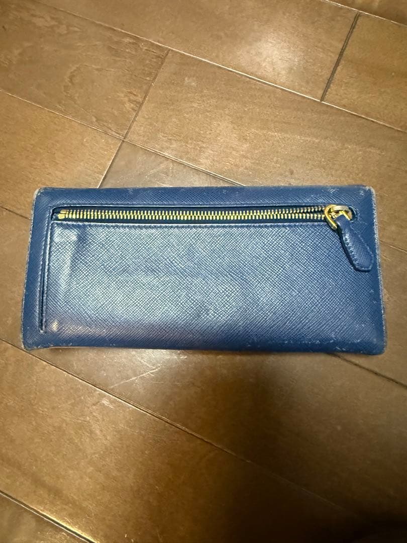 PRADA ネイビー サフィアーノレザー 長財布　付属品は美品