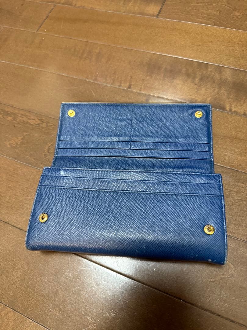 PRADA ネイビー サフィアーノレザー 長財布　付属品は美品