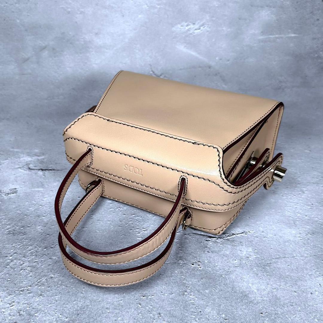 TOD'S トッズ ツイスト レザー ハンドバッグ ボーリングバッグ 2way