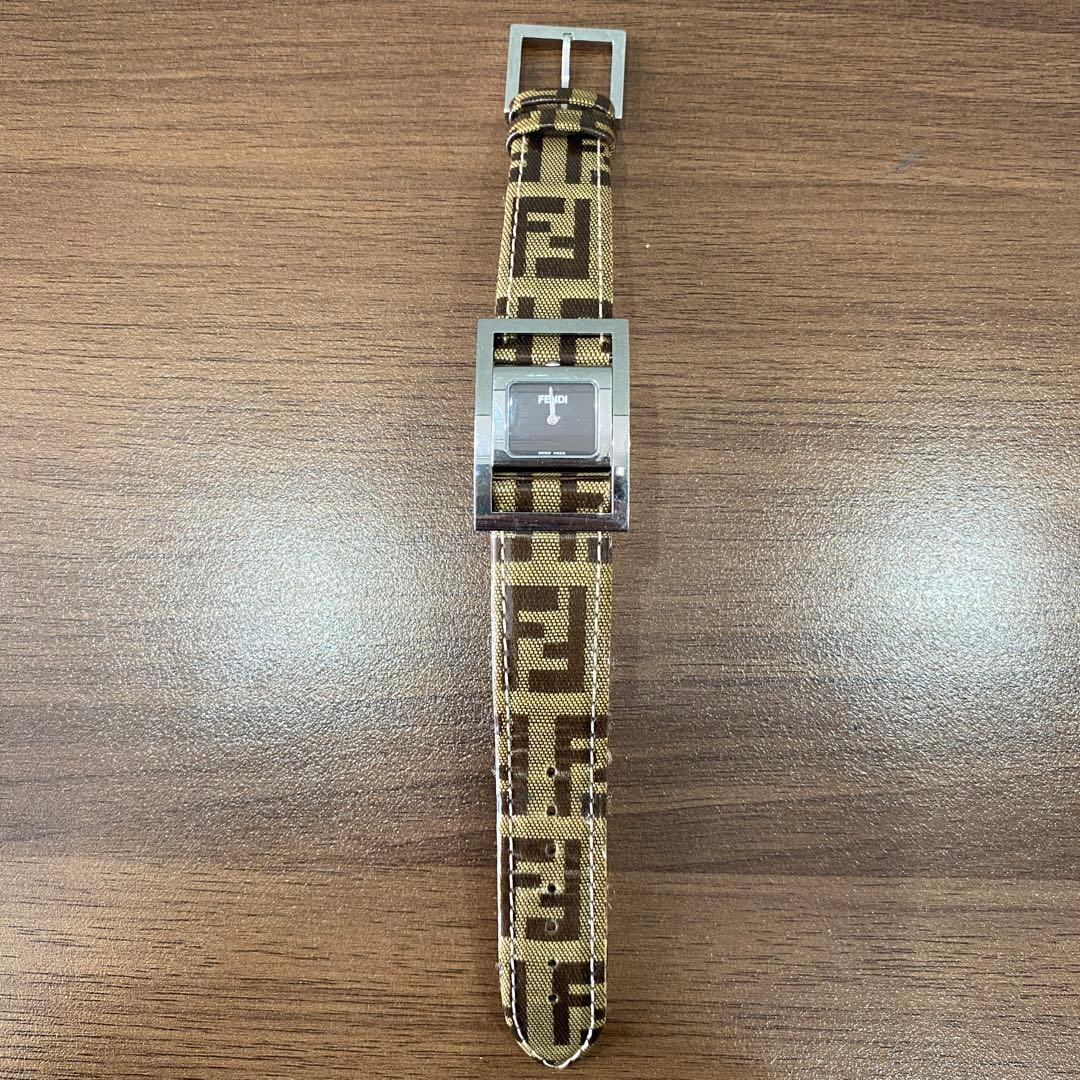 FENDI フェンディ ズッカ柄 FFロゴ クォーツ時計