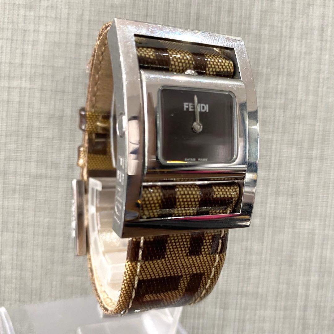 FENDI フェンディ ズッカ柄 FFロゴ クォーツ時計
