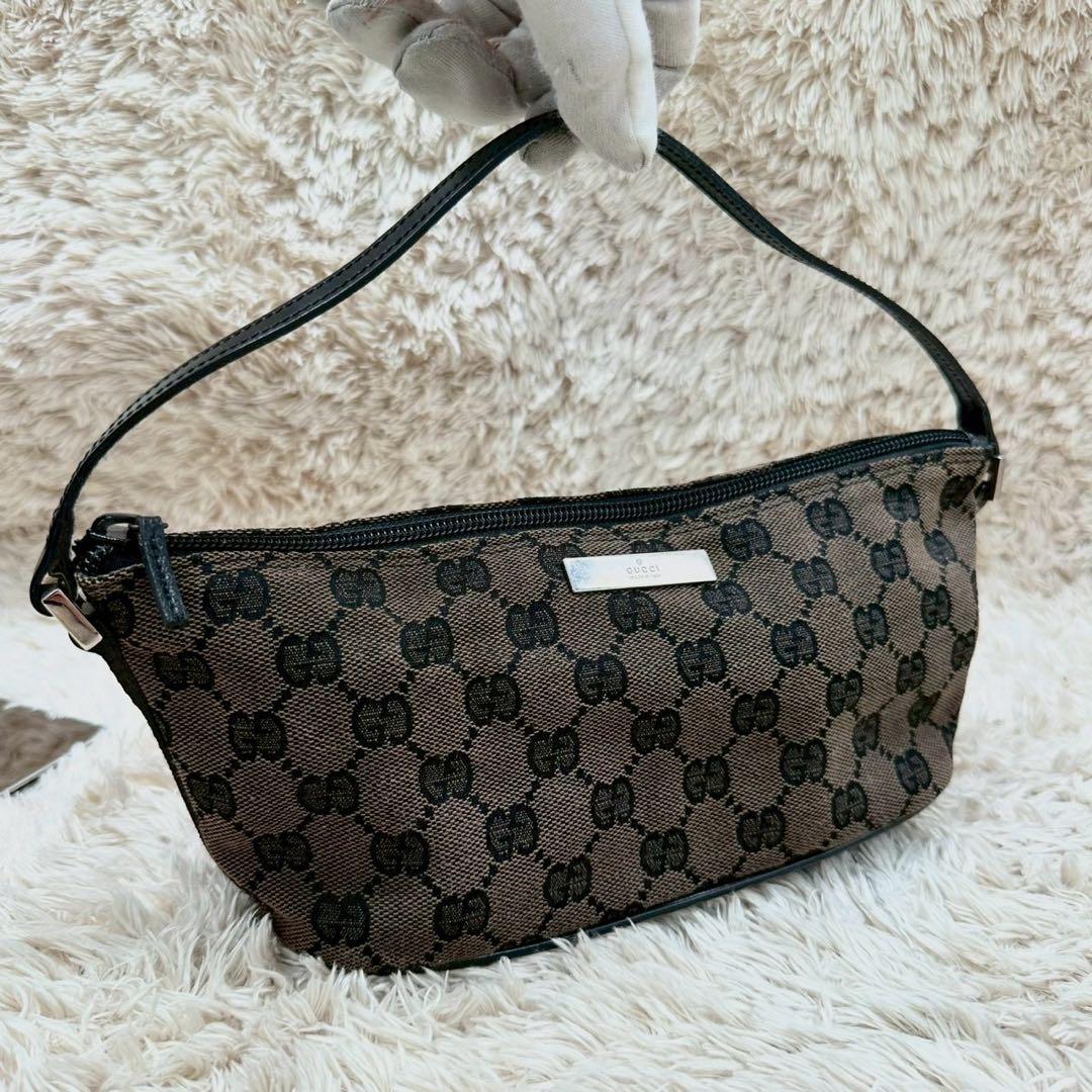 【美品】 GUCCI アクセサリーポーチ キャンバス ブラウン GG柄