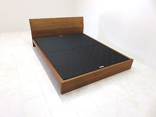 村*山様 展示品 マスターウォール 「レヴィベッド」クイーンサイズベッドフレーム