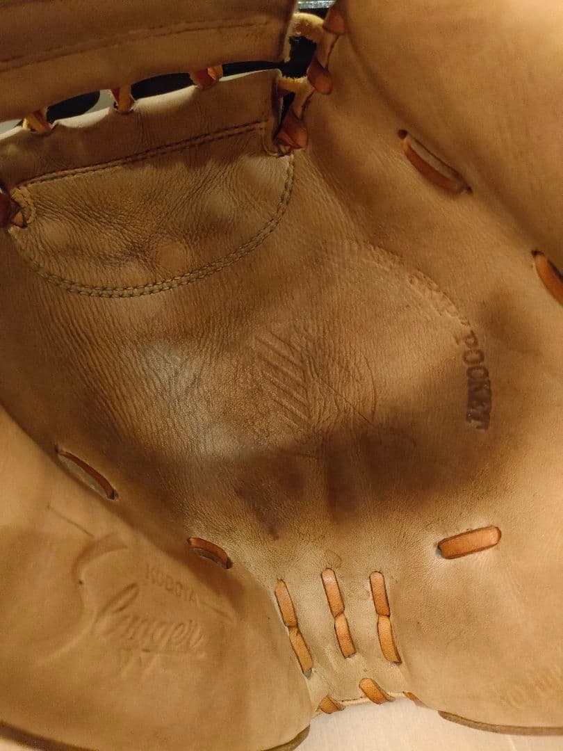 美品　硬式用グローブ