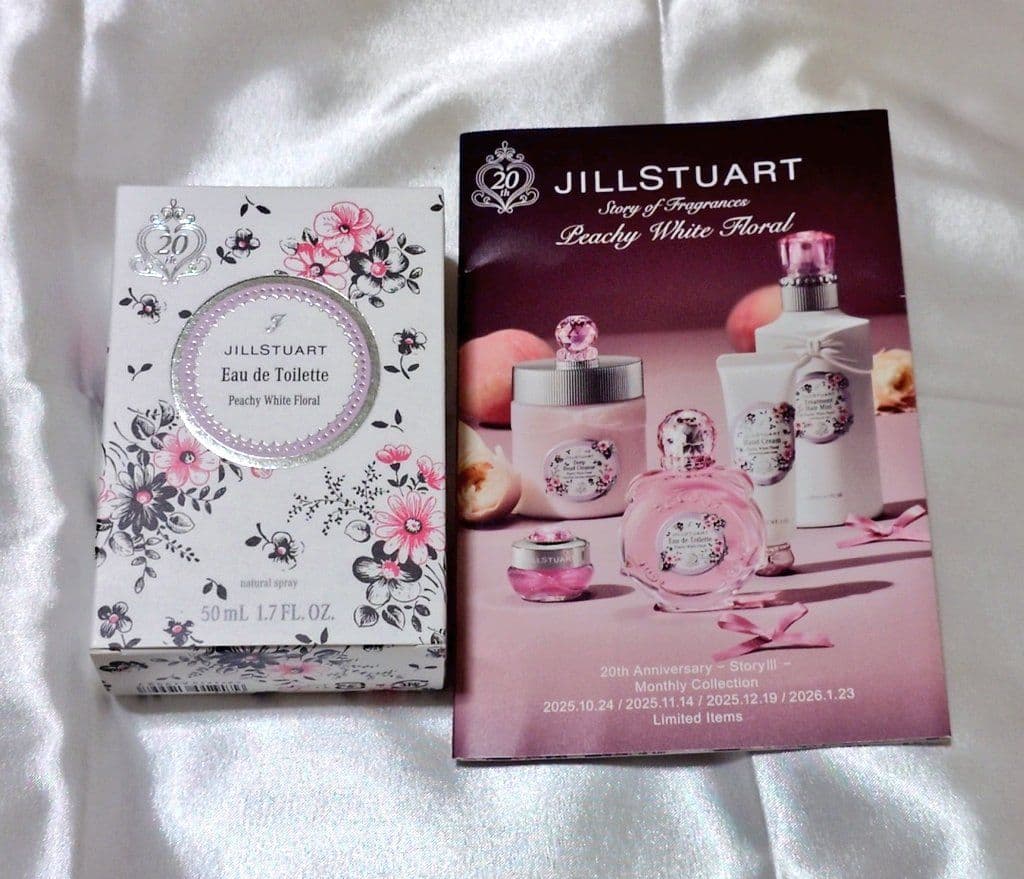 JILLSTUART ピーチーホワイトフローラル オードトワレ リーフレット付