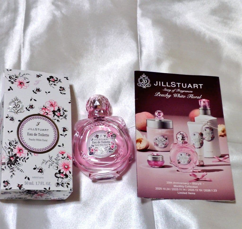 JILLSTUART ピーチーホワイトフローラル オードトワレ リーフレット付
