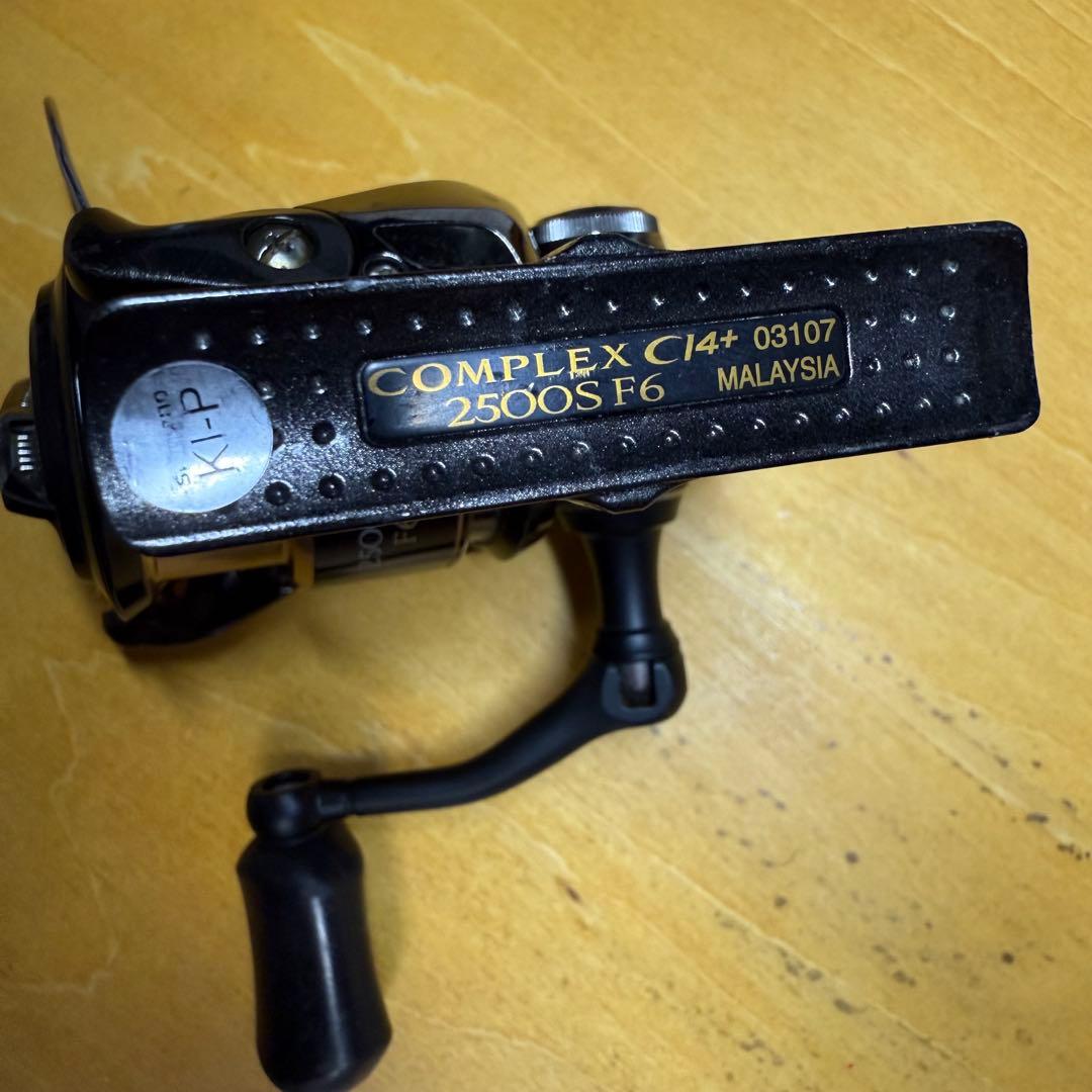 COMPLEX C14+ 2500S F6 スピニングリール