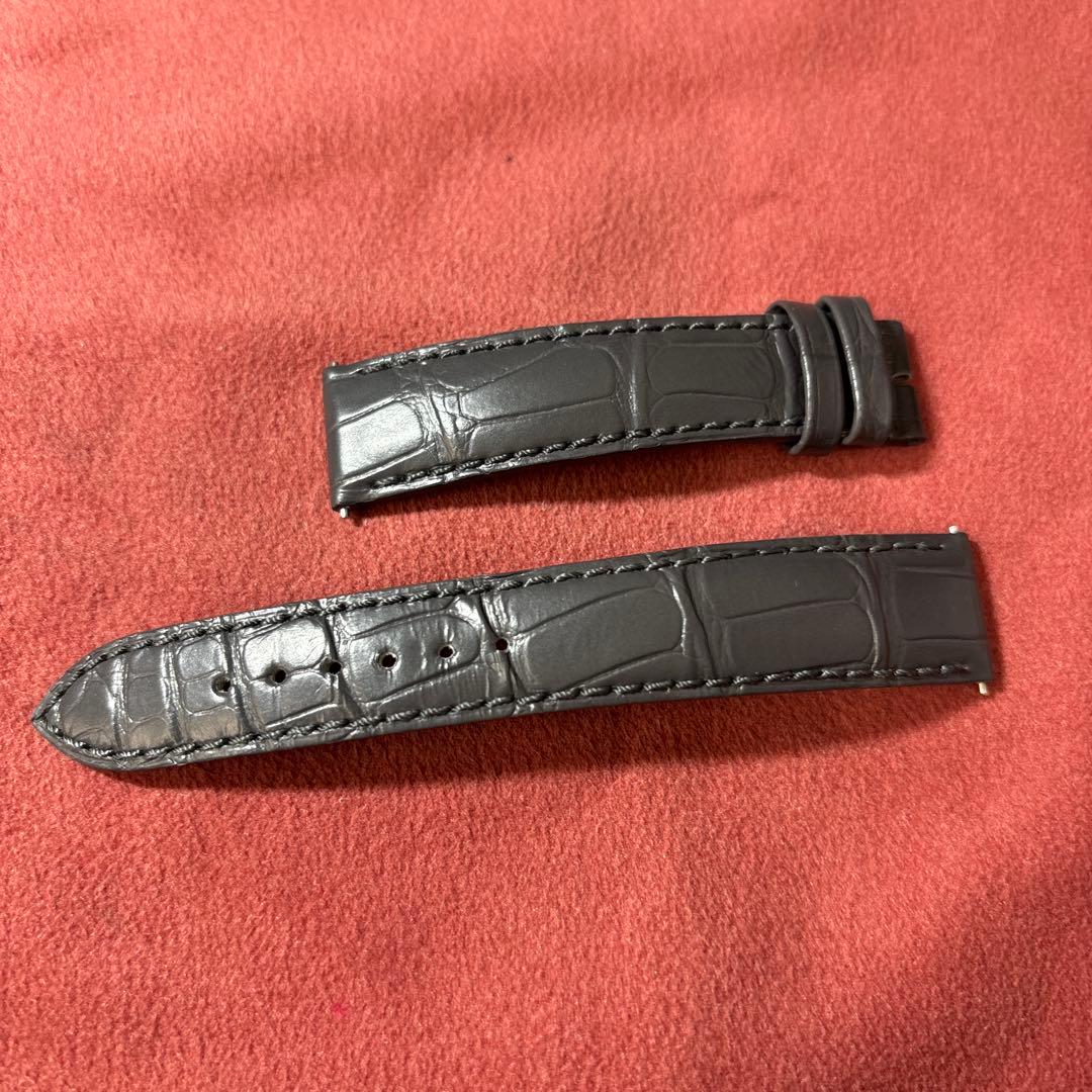 カミーユフォルネ 腕時計用 革ベルト アリゲーターグレーマット18/16