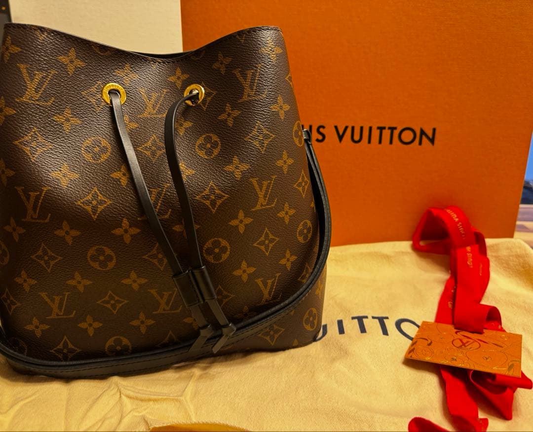 ルイ・ヴィトン　ネオノエ　ショルダーバッグ美品