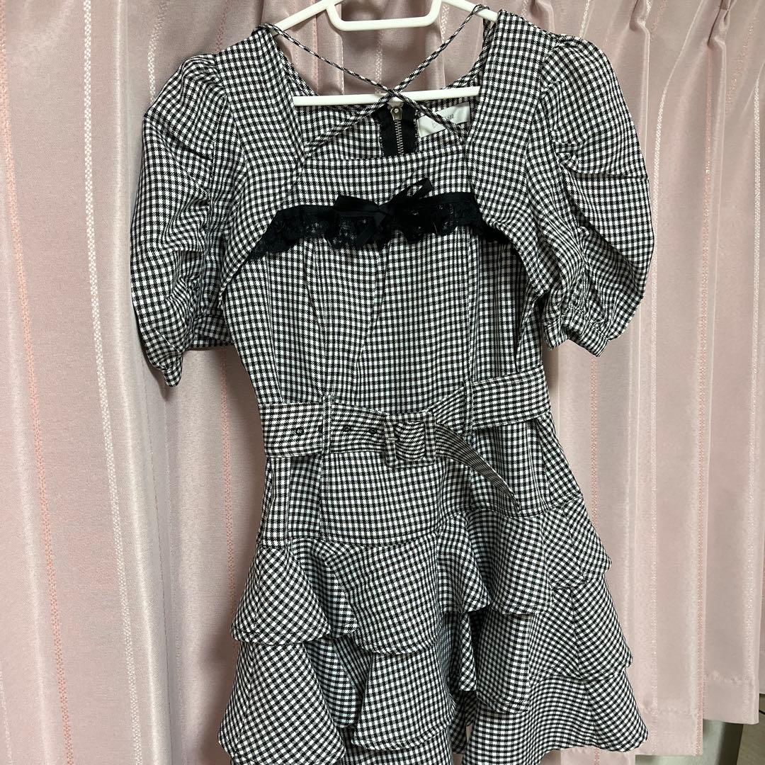 pium ピウム ティアードフリルミニワンピース