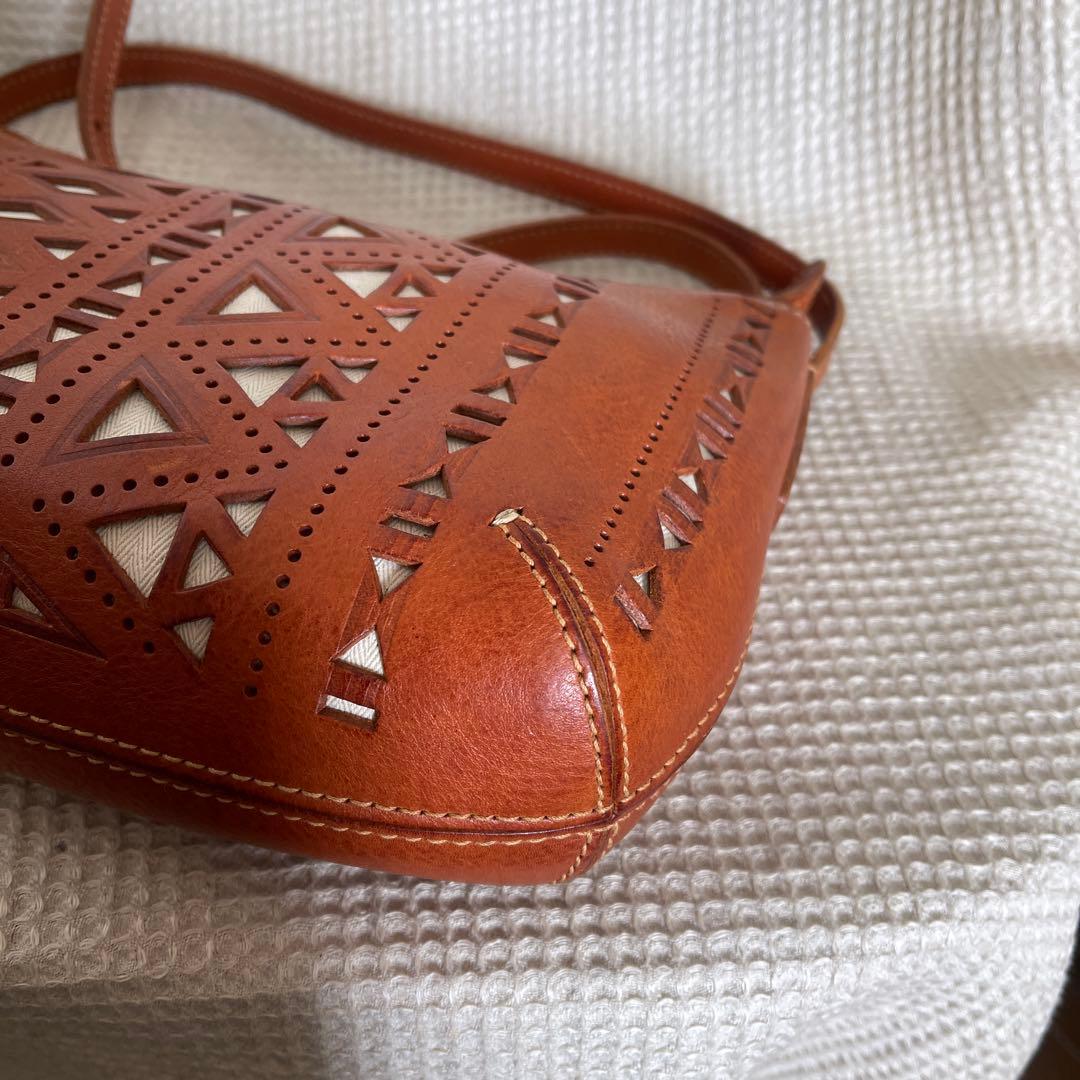 ◇ 美品 genten ゲンテン カットワークレザーショルダーバッグ ブラウン◇