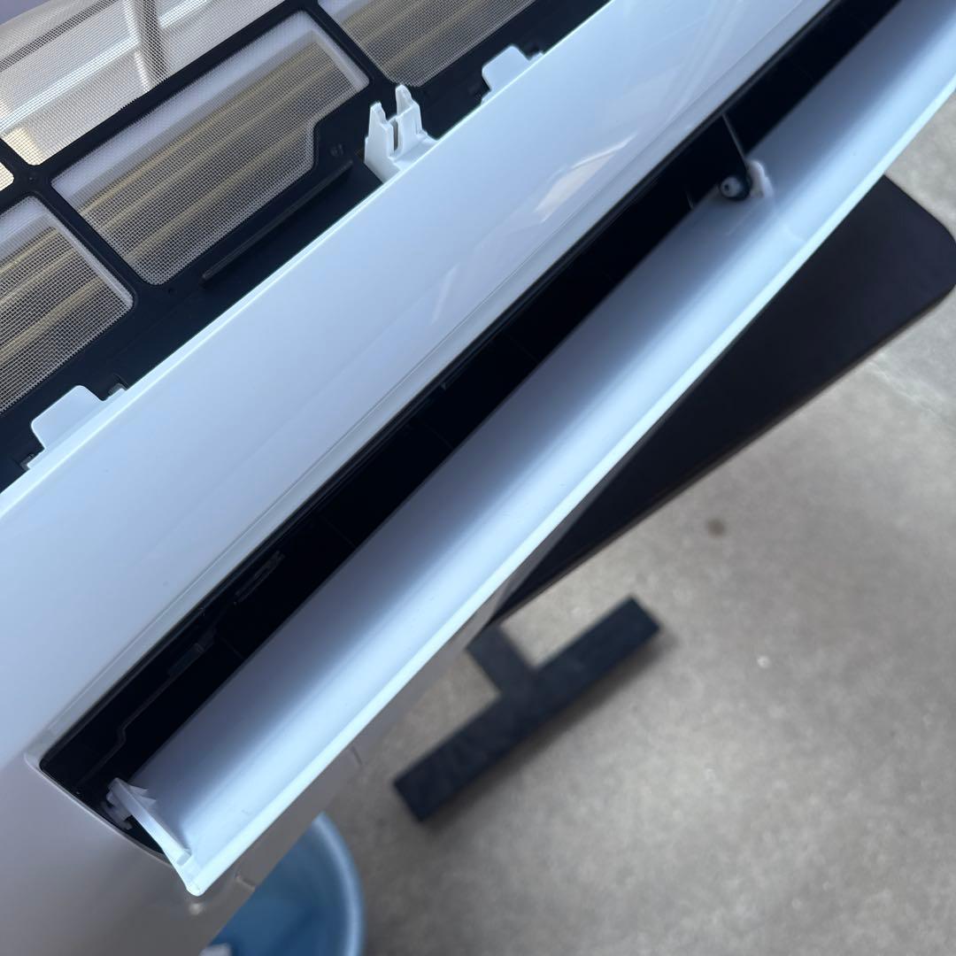 スナフのかばんアイリスオーヤマエアコンIRA-2205R 6畳 2024年