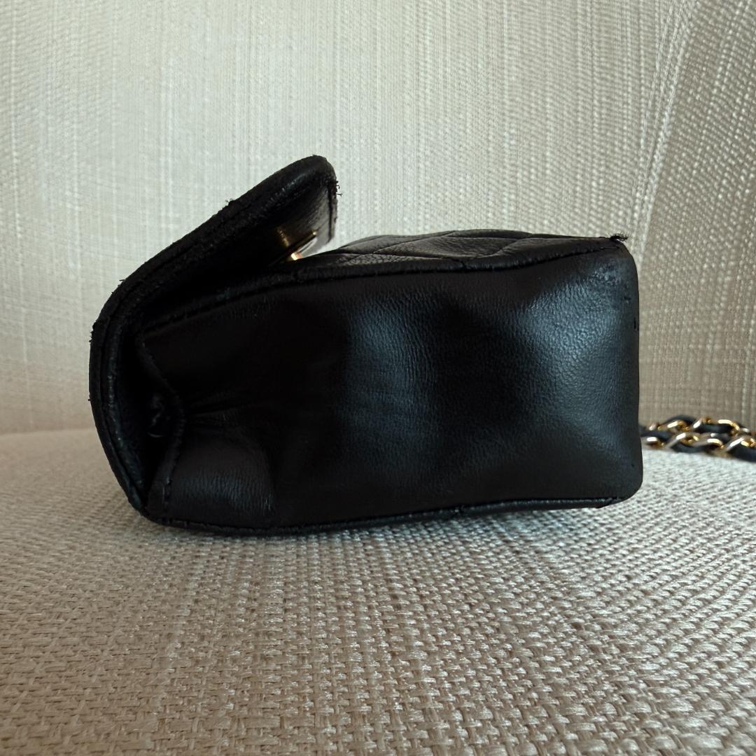 CHANEL ミニマトラッセ チェーンショルダーバッグ ブラック ラムスキン