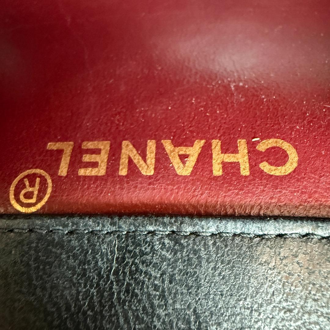 CHANEL ミニマトラッセ チェーンショルダーバッグ ブラック ラムスキン