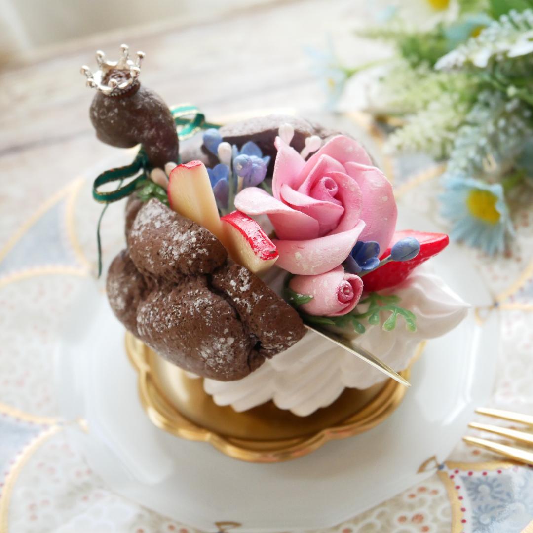 【RAMஐ*゜様】フェイクスイーツ◆花飾り♡可憐ツインスワンシュー◆リアルサイズ
