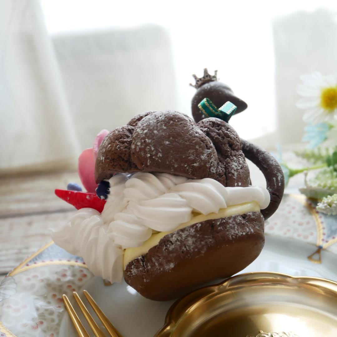 【RAMஐ*゜様】フェイクスイーツ◆花飾り♡可憐ツインスワンシュー◆リアルサイズ