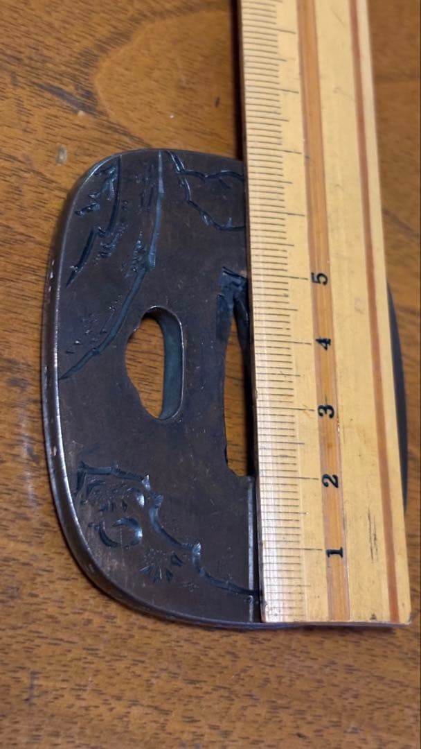 武具　刀装具　刀鍔在名　銅　 時代物　骨董