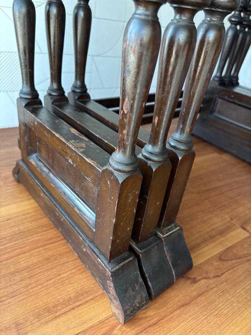 イ*ン様 アンティーク　ネストテーブル