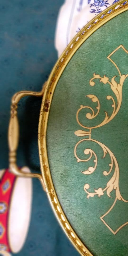 2点セット・イタリア製・象嵌トレー・グリーン花柄・アンティーク