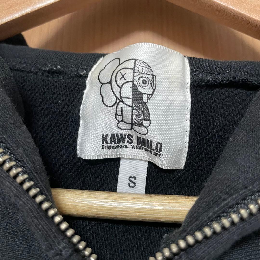 【XS相当】A BATHING APE KAWS コラボ‼️ MILO 人体模型