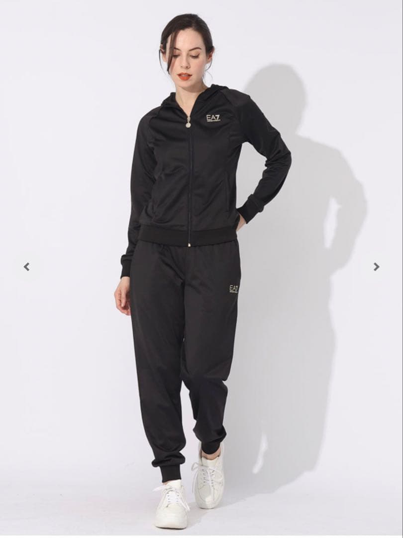【EA7 エンポリオアルマーニ 】新品・未使用レディース M 上下ジャージセット