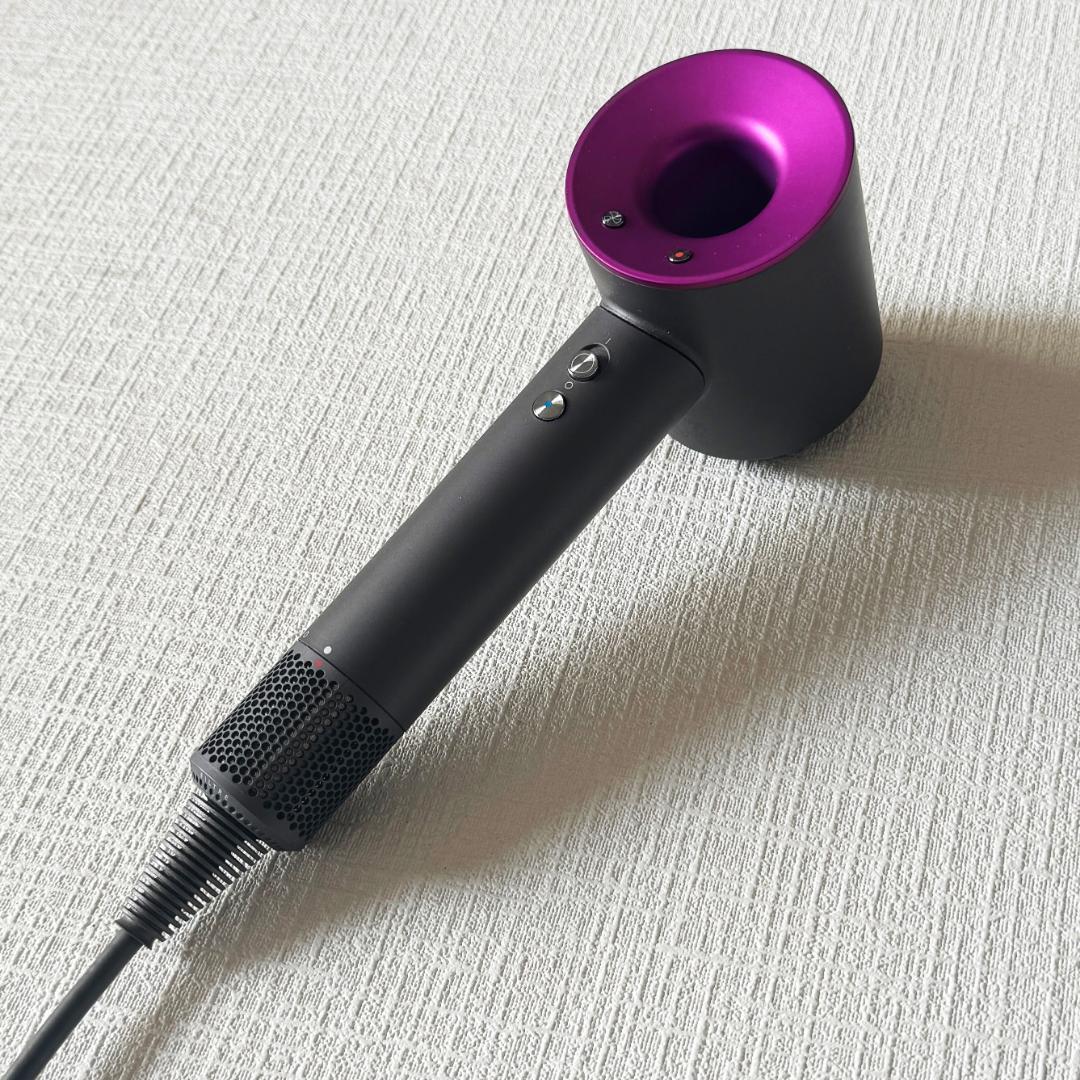 ダイソン Dyson HD03 アイアン/フューシャ ヘアドライヤー