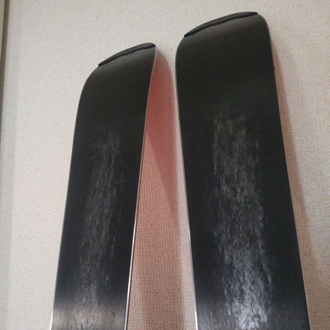 Atomic スキー板 130cmビィンディング、 ポール付き