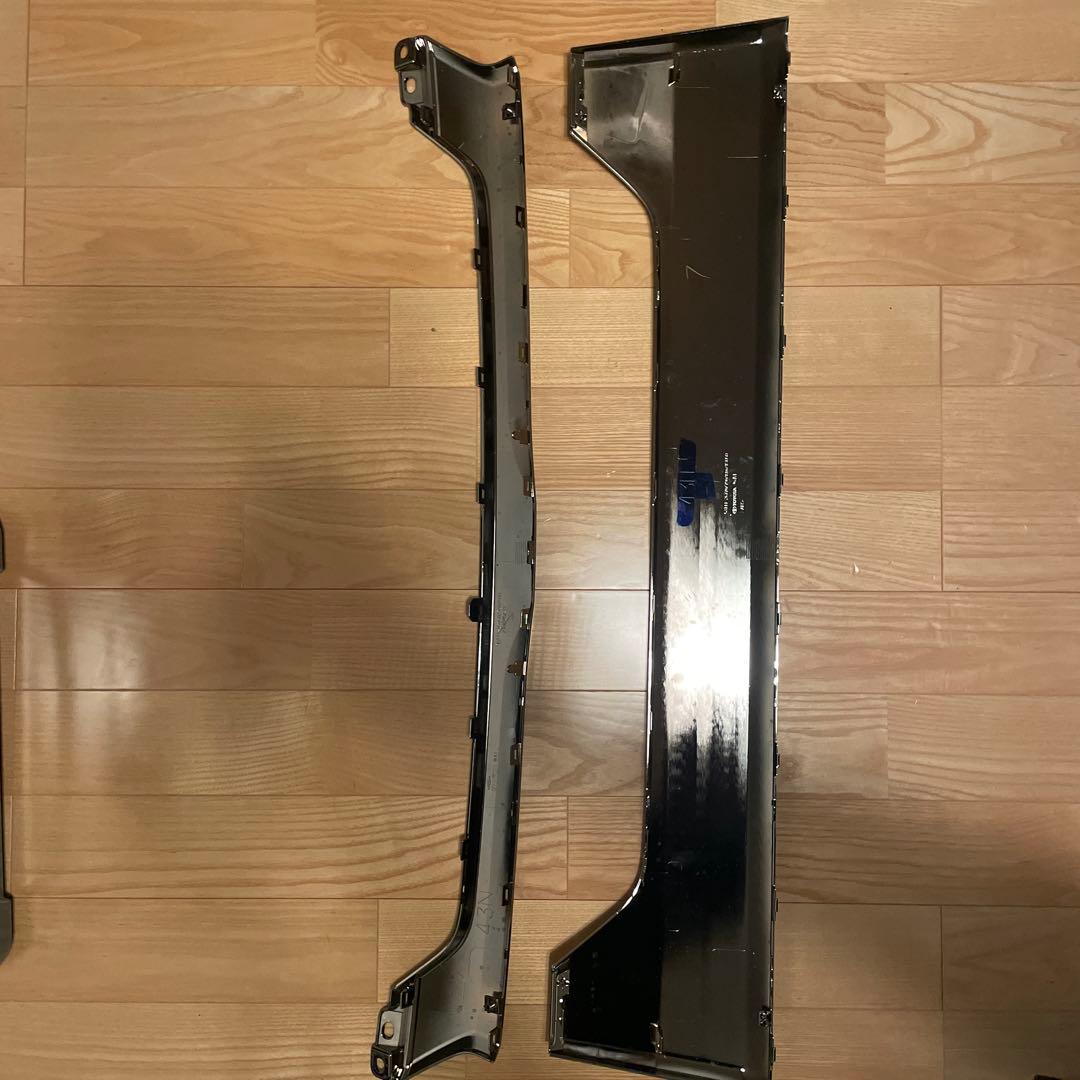 トヨタ ハイエース　フロントグリル　新品未使用