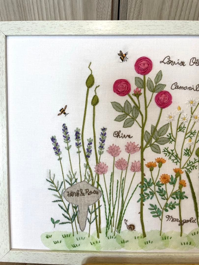 青木和子　刺繍　完成品　「ローズ&ハーブガーデン」　バラの咲く庭　⑩