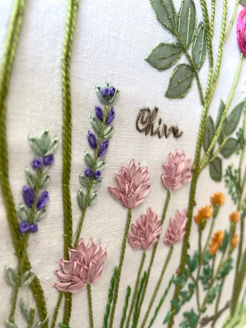 青木和子　刺繍　完成品　「ローズ&ハーブガーデン」　バラの咲く庭　⑩