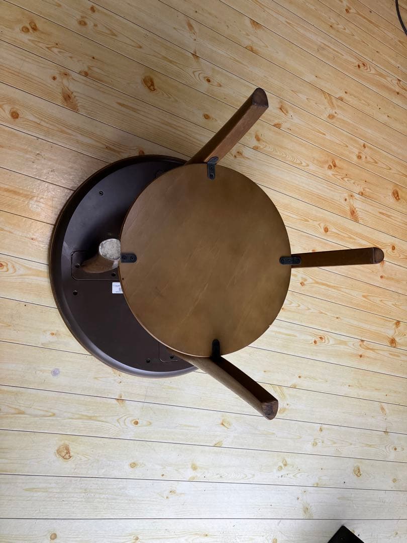 ☆値下げ！カリモク　丸テーブル　ローテーブル　木製　ヴィンテージ　デザインが素敵