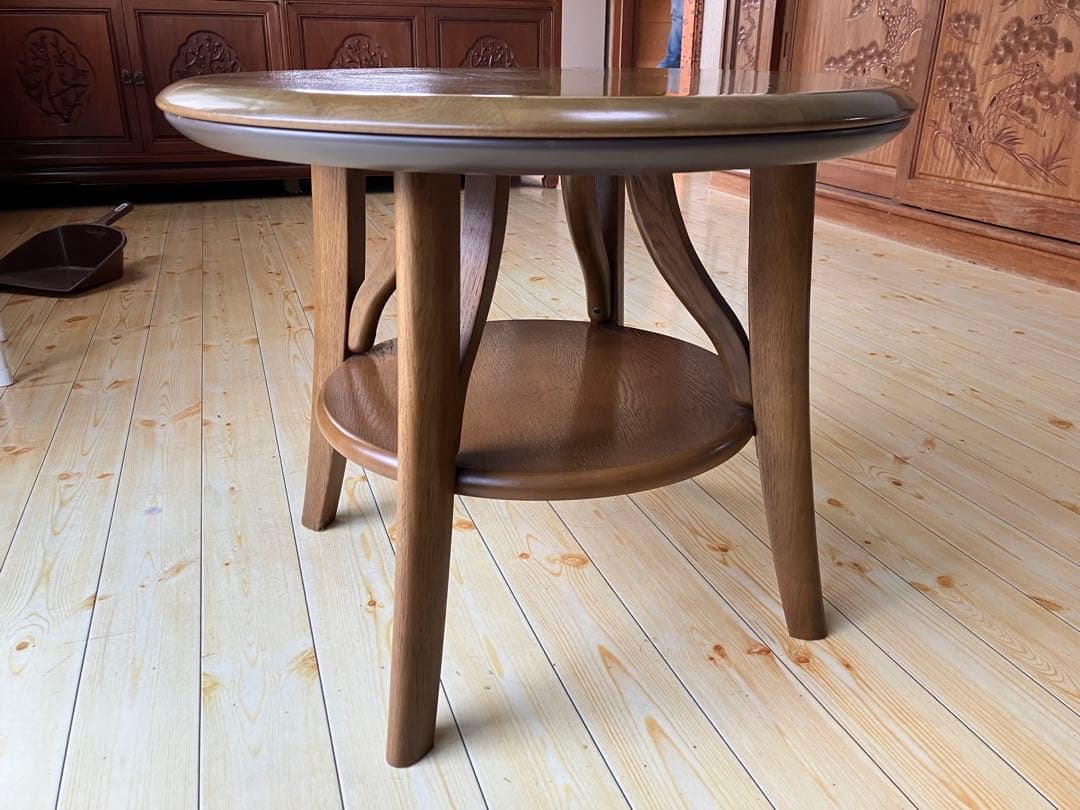 ☆値下げ！カリモク　丸テーブル　ローテーブル　木製　ヴィンテージ　デザインが素敵