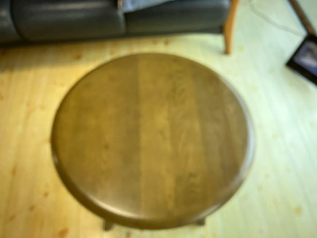 ☆値下げ！カリモク　丸テーブル　ローテーブル　木製　ヴィンテージ　デザインが素敵