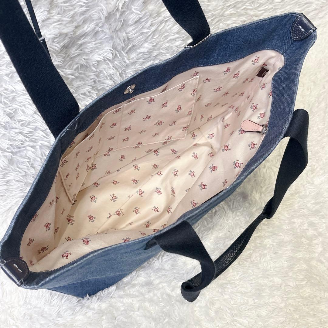 【美品】コーチ キャンバス デニムトートバッグ デニム 馬車ロゴ A4収納