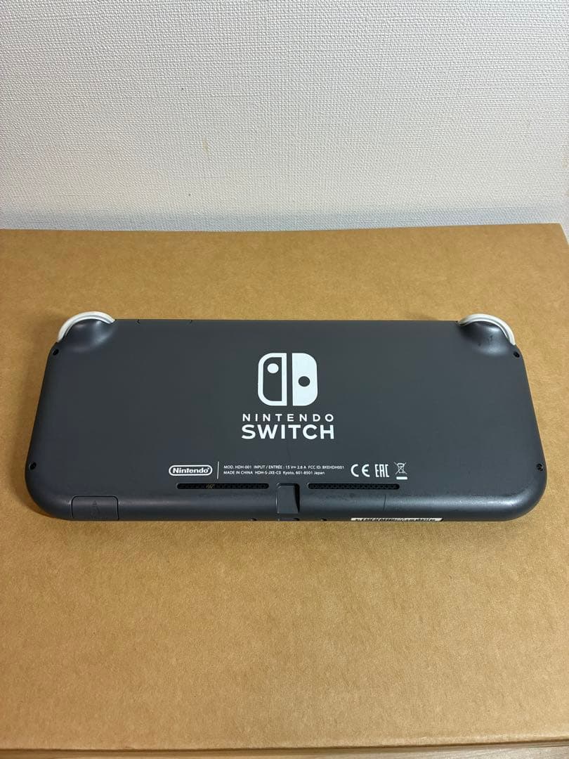 ニンテンドーSwitchライト　グレー