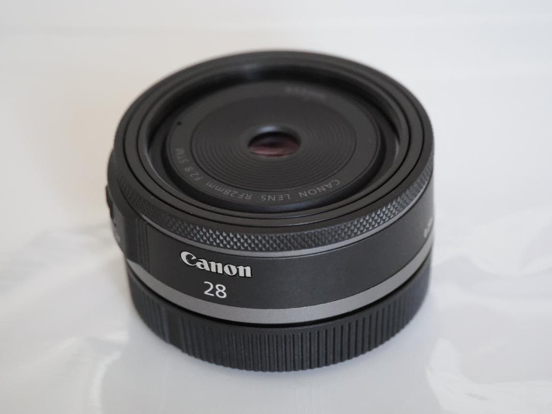 Canon RF 28mm F2.8 STM レンズ フード付き