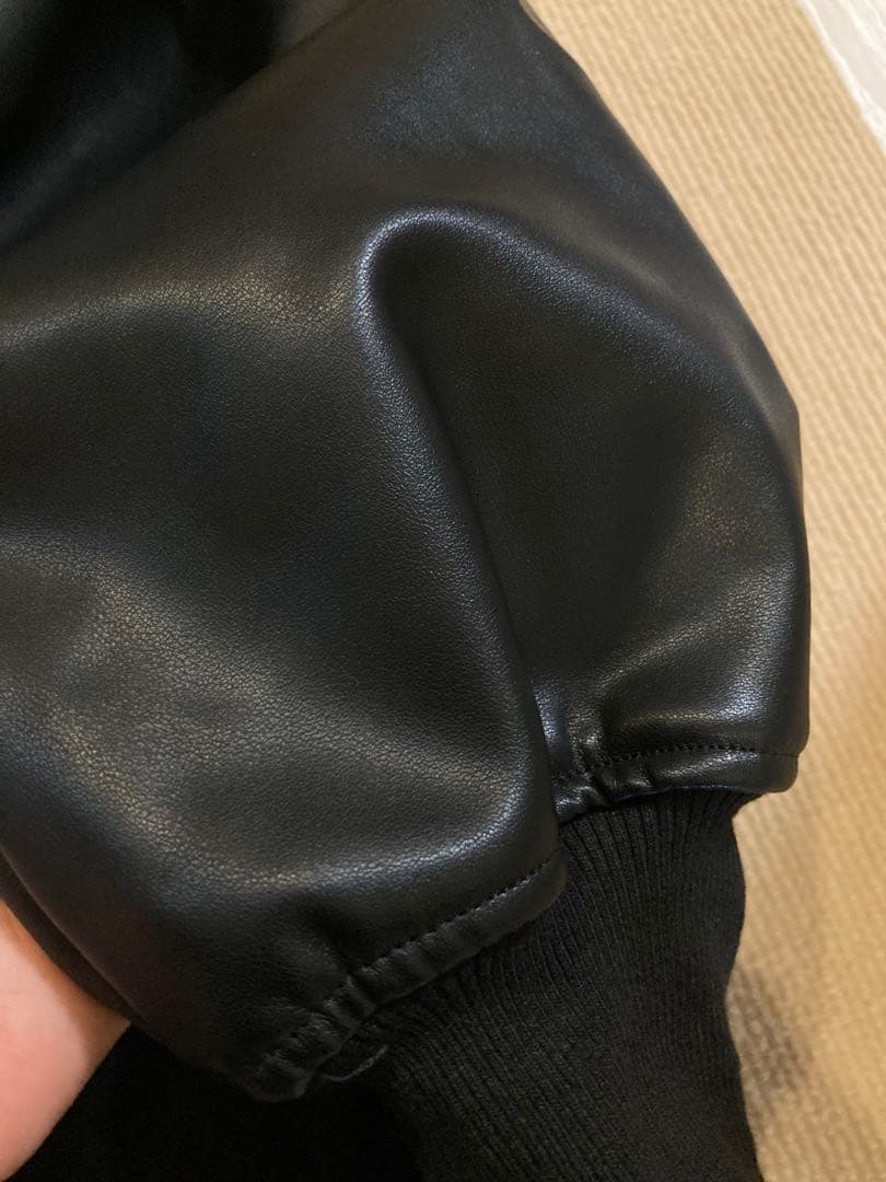 超美品ライトオン　みなみちゃんスタジャン　M