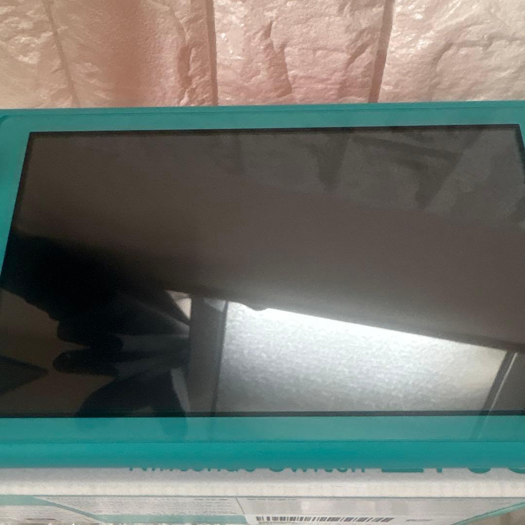 ほぼ未使用品　Nintendo Switch Lite ターコイズ