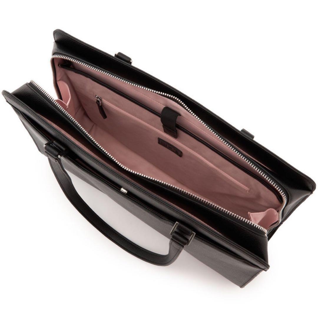 SUITSELECT × Samantha Thavasaコラボバッグ ブラック