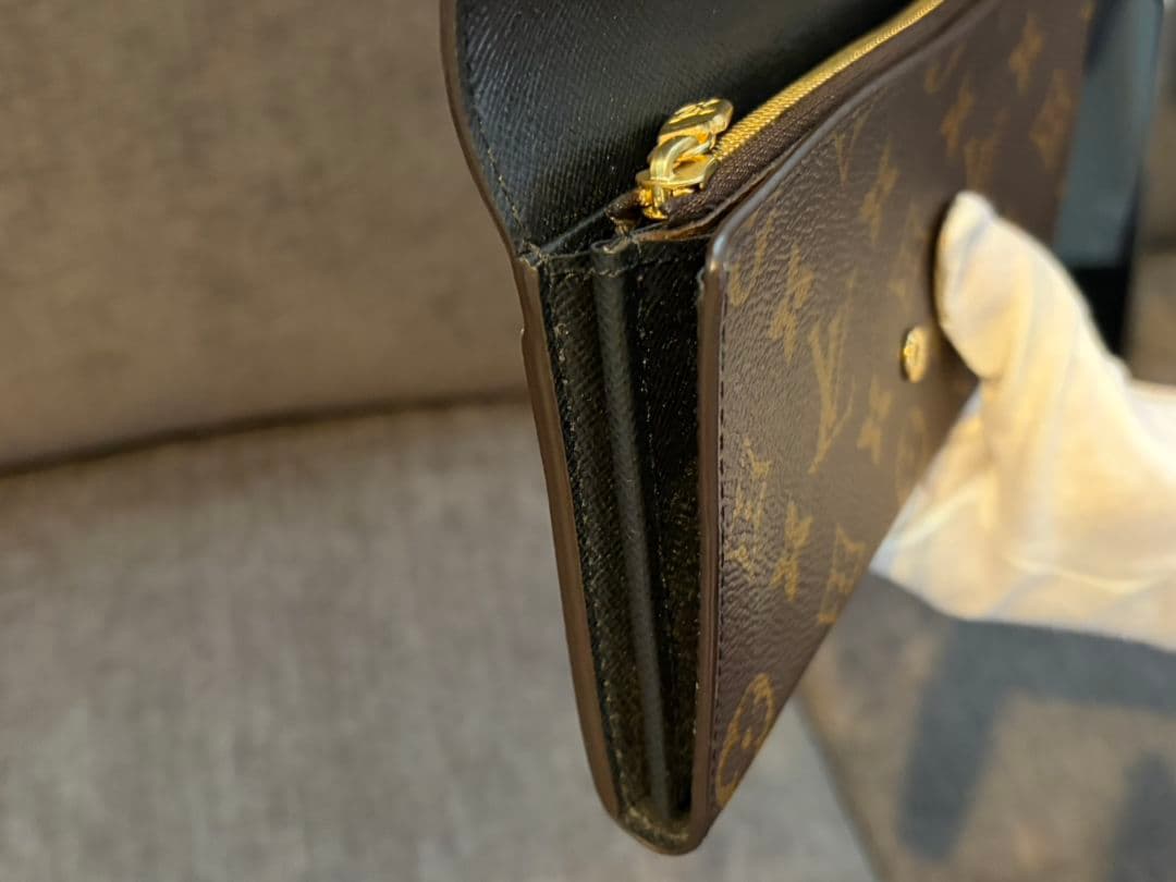 美品★正規店購入 Louis Vuitton ポルトフォイユサラ 長財布